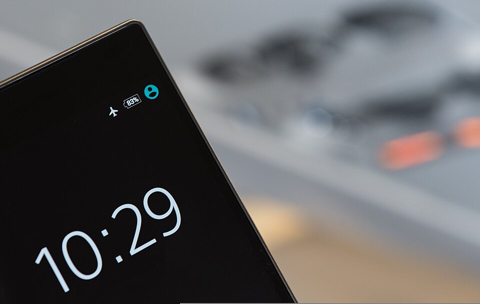 Aurora Pro Phone 00011