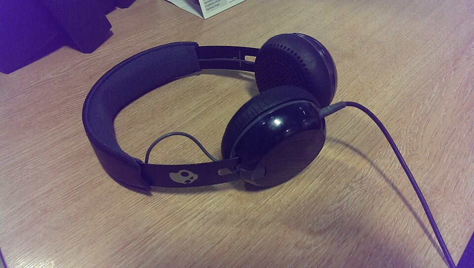 Kavi Headphones 00040